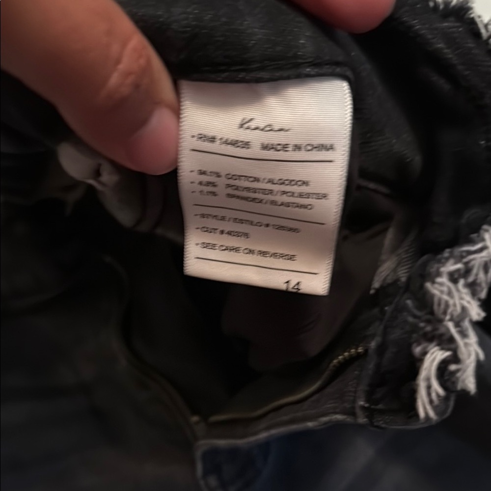 Women's Black Frayed Hem Jeans Kancan by Maurice’s - Picture 2 of 5